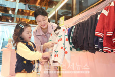 신세계百, 타임스퀘어점 탑텐 베이비 팝업 진행… 아이들 겨울 대비 한 번에