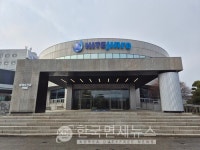 하이트진로 강원공장, 맥주의 시작점 공개… 자동화가 만든, 테라∙켈리의 신선함 [KDF 현장]