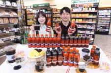 [리테일 인사이드] 현대백화점·쿠팡·이마트24·GS25·롯데百...여름 성수기 잡아라
