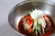 <Delicious / 목동 맛집> 이조면옥 : 매콤·새콤한 회냉면 한 그릇으로 더위를 잡는다