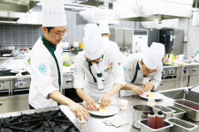 글로벌 요리학교 한호전_특성화 교육으로 호텔외식조리전공을 꿈꾸는 전국 고등학생 선호도 “1위”로 선정