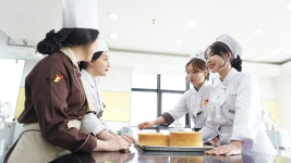 다양한 진로를 꿈꾸는 학생들을 위한 맞춤교육을 진행하는 제과제빵학교 ‘주목’