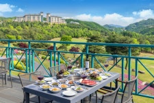 오크밸리, 아름다운 자연 속 야외 테라스에서 즐기는 프리미엄 바비큐 프로모션 진행