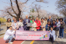 페어몬트 앰배서더 서울, 영등포구 시각장애인 봄꽃 동행 행사에 도시락 나눔 후원 활동