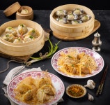 [미슐랭 스토리] 줄 서서 먹는 이유가 있다, ‘물에 튀긴 만두’ 구복만두