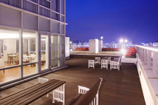 오션뷰 야외 수영장과 루프탑 테라스 조기 개장…코오롱 씨클라우드 호텔,  ‘해운대 얼리 써머 페스티벌’ 