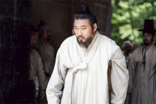 녹두꽃’ 경군에게 화약 제안한 녹두장군 최무성이 내건 조건은?