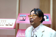 [현장취재] 제이에스티나, 발랄하고 개성 살린 ‘뉴 제이에스타’로 리뉴얼… ‘조엘 컬렉션’ 런칭으로 글로벌 패션 브랜드 본격화