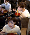 나 혼자 산다 권나라, PC방 新 먹방요정 등극할 폭풍 식사... 침샘 폭발!