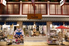 캐릭터 도라에몽, 아톰 좋아한다면 가봐야 할 도쿄 키덜트샵