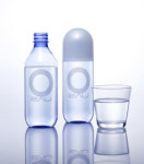 안심하고 마실 수 있는 생수 제품 인기…식음료업계에서 선보이고 있는 생수 제품