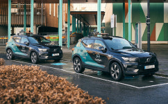 볼보, 스웨덴서 순수 전기차 XC40 리차지 무선 충전 기술 테스트 진행