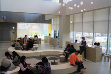 [현장취재] 도넛 맛집 노티드, 잠실 롯데월드몰에 초대형 복합문화공간 노티드 월드 공식 개관