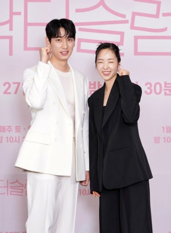 [종합] '11년만 재회' 박신혜X박형식, '닥터슬럼프'로 선사할 힐링 성장기