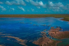 습지를 찾은 철새를 찾아 떠나는 염성 생태 관광