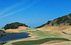 [골프로 힐링하다-18] 아름다운 해안뷰와 도전적 코스가 매력적인 나가사키 노모자키 골프 클럽