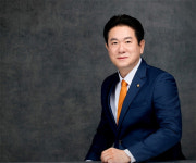 [인터뷰] 이동섭 국기원장, 백악관에서 울려 퍼질 태권도 기합…한미동맹 72주년의 문화 외교