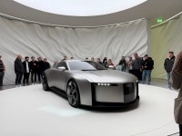 [IAA] 미래 방향성 제시… 아우디, 전기 스포츠카 콘셉트 C 공개