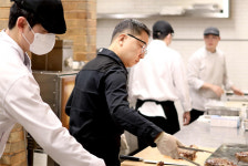 [인터뷰] 특급호텔이 만든 일상의 빵집... 호텔 나루 서울 ‘아티장 베이커리 마포 에이트’를 만든 주인공