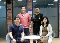 당신이 서 있는 곳이 곧 스테이지가 됩니다