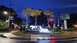 [시선집중] 행복을 문의하세요… 전통과 빛 어우러진 문의 대청호반로