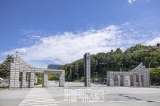 국립한국교통대학교...여드름 원인균 특이적 엔도라이신 기능 규명