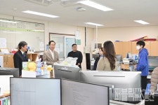 임종식 경북교육감, 수능 앞두고 형곡고등학교 방문해 현장 격려