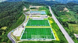 [톡톡뉴스] 괴산군, 동계 전지훈련  최적지 각광...전국 12개 축구팀 유치