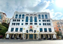 지중해의 색이 스며든 베트남 속 작은 유럽...APEC 2027 앞둔 푸꾸옥의 재발견