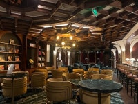 지중해의 색이 스며든 베트남 속 작은 유럽...APEC 2027 앞둔 푸꾸옥의 재발견