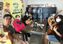 소안도에서는 교회가 놀이터이자 사랑방이죠