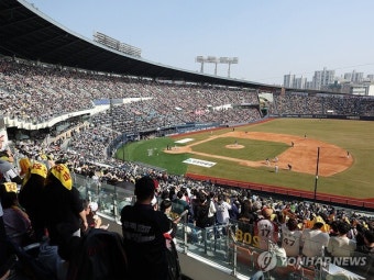 '한화·KIA' 돌풍에 프로야구 매진 행렬…100만 관중 돌파 코앞