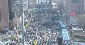 탄핵심판 긴장 최고조…파면이 답 vs 복귀 환영