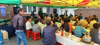 이종영 목사 스승의 날 맞아 멘토 10명 원로목회자들에게 감사선물