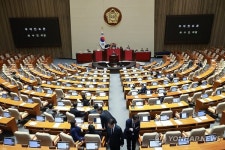 내란전담재판부 설치법, 민주당 주도로 국회 본회의 통과