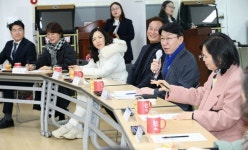 전주시니어클럽바로곁애안행로점 | 우범기 전주시장, 시민의 곁으로 다가가 소통 강화