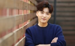 남자친구 장승조, 에이스팩토리와 전속계약