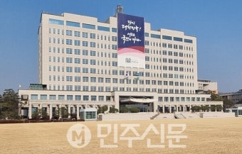 윤석열에 소리친 졸업생, 알고보니 카이스트 녹색정의당 대변인