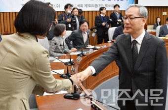 [포토] 엄상필 대법관 후보자 