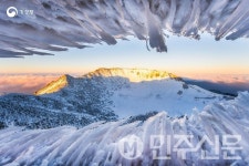 부산시설공단, 스포원파크 경륜장 로비서  기상·기후사진 전시회 개최