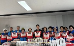 경북 상주시 신흥동 취약계층 위한 따뜻한 손길, 고추장·반찬 전달