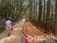 부산시설공단, 맨발걷기 만족도 향상 위해 중앙공원 황톳길 관리 매뉴얼 제작 나선다