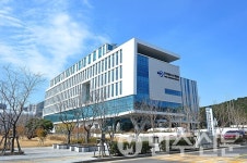 한국해양수산개발원, 북극으로 가는 바닷길 열고 인공지능(AI)으로 해양수산 미래 그린다
