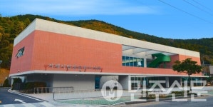 경남 거제시 노후 도서관에서 전국 벤치마킹 모델로, 장승포도서관 대변신