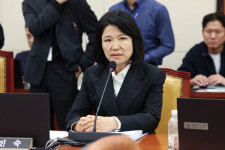 국회 과방위, 與 주도로 이진숙 국감 제척 의결…국힘 반발