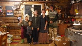 전 세계 자유인들의 자발적 고립생활기 고립낙원