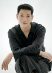 배우 김경남, 서울연극제 폐막식 진행 맡아...유튜브 통해 생중계