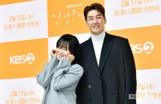 [톱포토] 안녕? 나야 최강희X김영광, 설렘 지수 상승