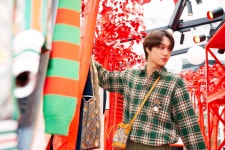 엑소 카이, 구찌 핀 팝업 스토어에 깜짝 등장