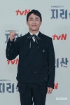 [톱포토] 지리산 오정세, 빠져드는 미소